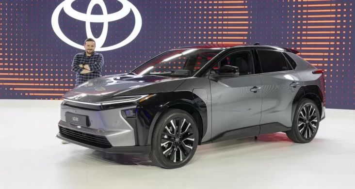 Sangat Janggal, Toyota Tiba-tiba Bikin Mobil Listrik dalam tempat China