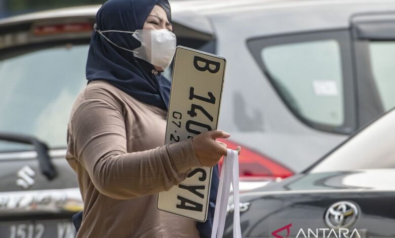 Penting periksa pelat nomor kendaraan, ini alasan kemudian metode