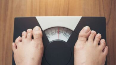 Cara hitung berat badan ideal sesuai besar badan